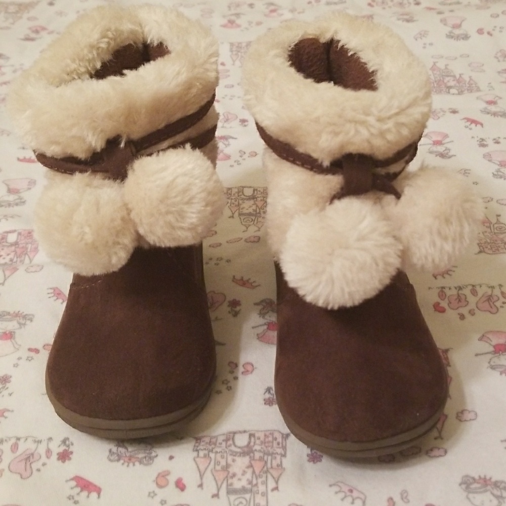 New Infant boots